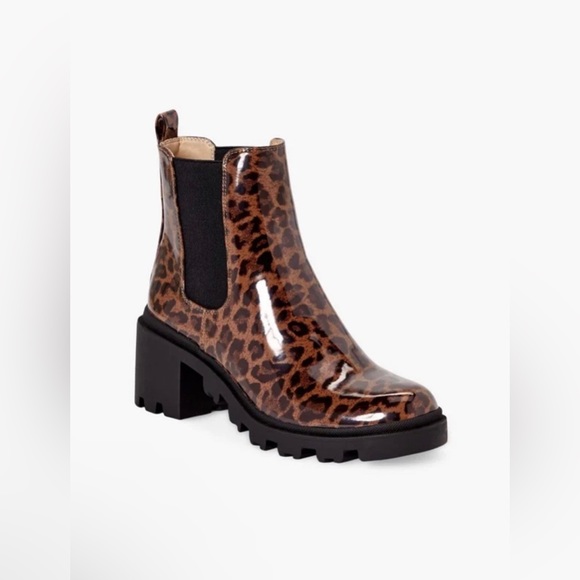 JustFab Roonie Leopard Print Bootie - Picture 6 of 6